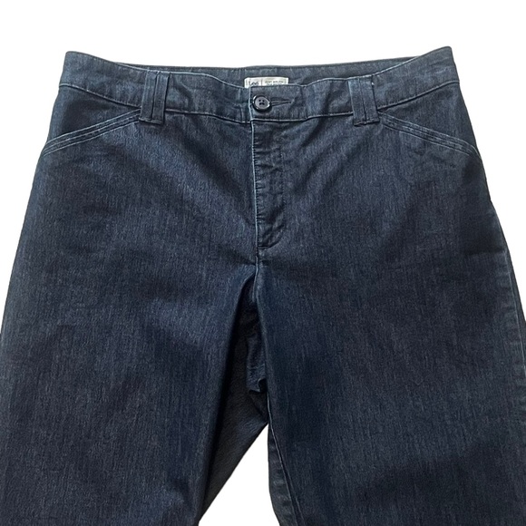 Lee Dark Wash Lightweight Denim Capri Crop Pants, size 12P - Picture 2 of 7